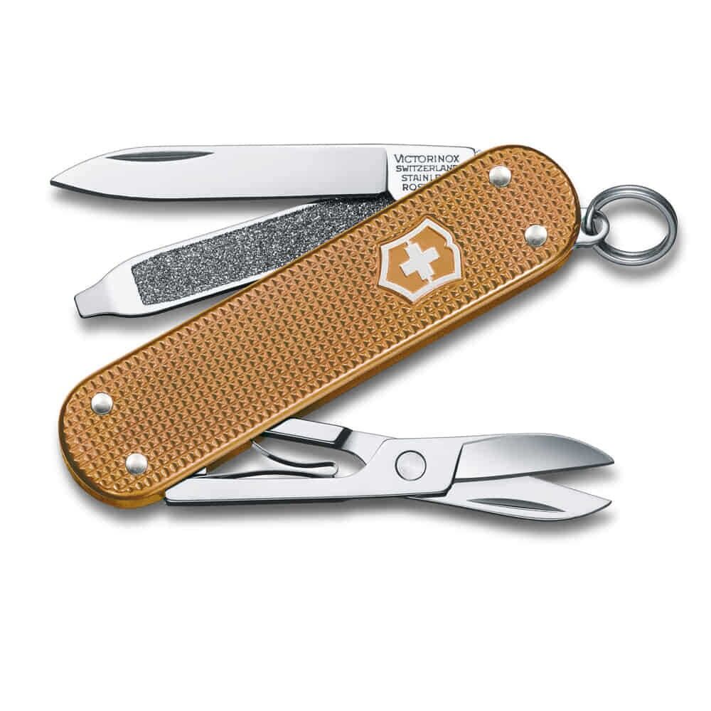 VICTORINOX 0.6221.255G WET SAND CLASSIC ALOX ÇAKI