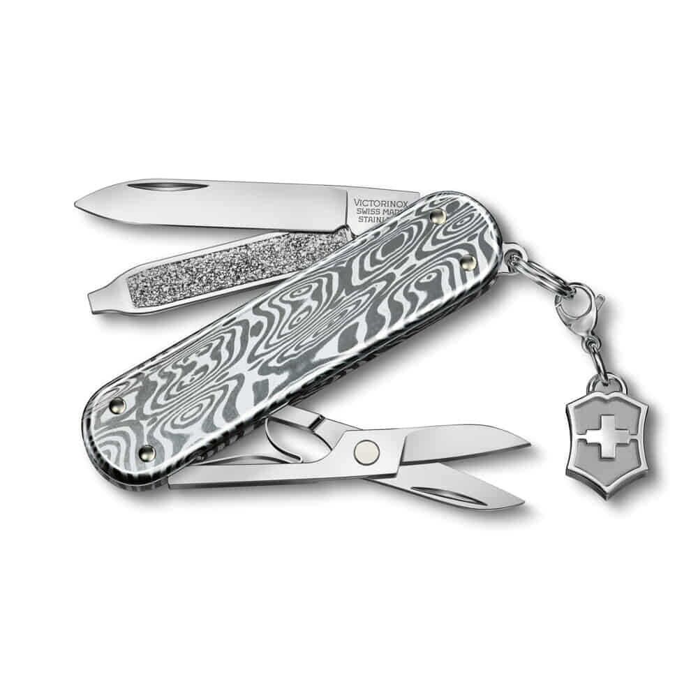 VICTORINOX 0.6221.34 SD BRILLANT CLASSIC DAMAST ÇAKI