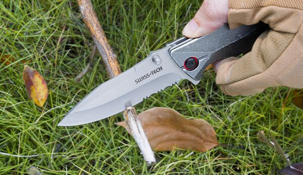 Swiss+Tech Tırtıklı Katlanır Çelik Çakı