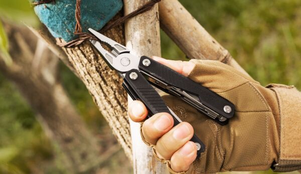 Swiss+Tech 16-in-1 Çok Amaçlı Multitool Pense
