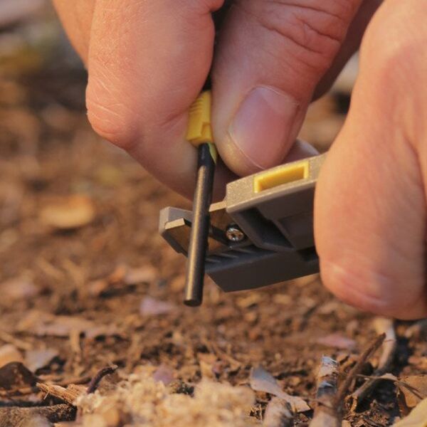 Smiths 10-n-1 Survival Multi-tool Biley Aparat