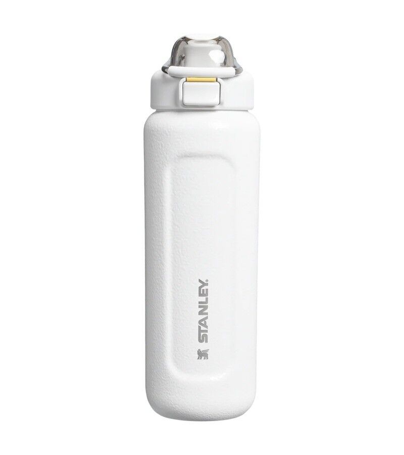 The Stanley Wellspring Bottle 0.7 Litre  Hammertone Frost