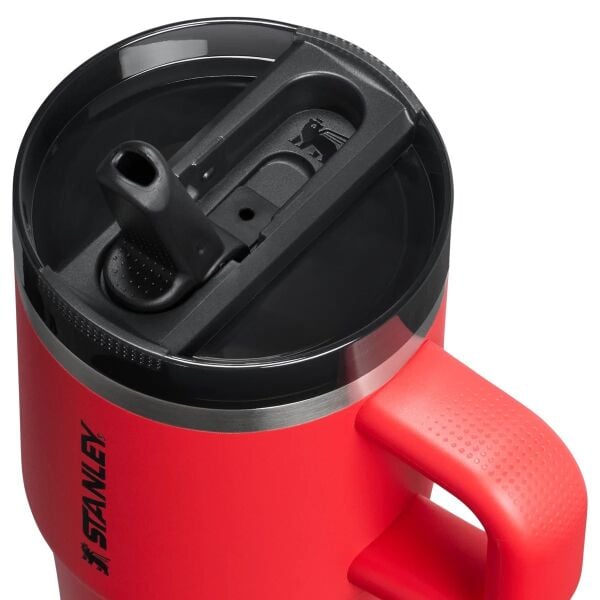 Stanley The IceFlow™ Flip Straw  Chili Black 0.59 Litre