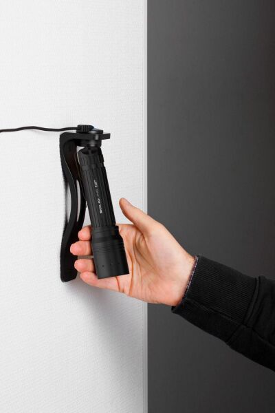 SOLİDLİNE ST5R  TACTİCAL EL FENERİ