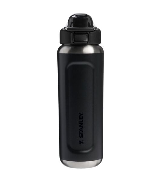 The Stanley Wellspring Bottle 0.7 Litre Black