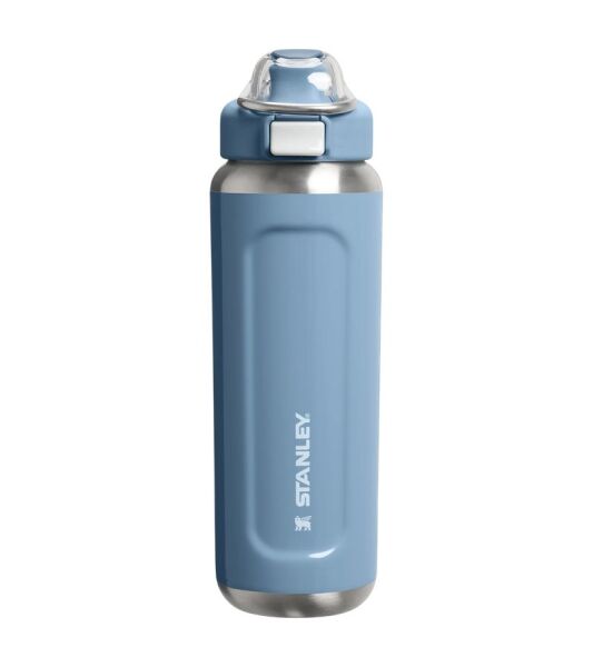 The Stanley Wellspring Bottle 0.7 Litre Indigo