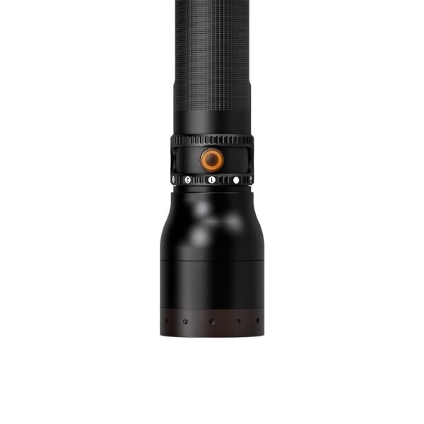 Ledlenser P17r Core El Feneri̇