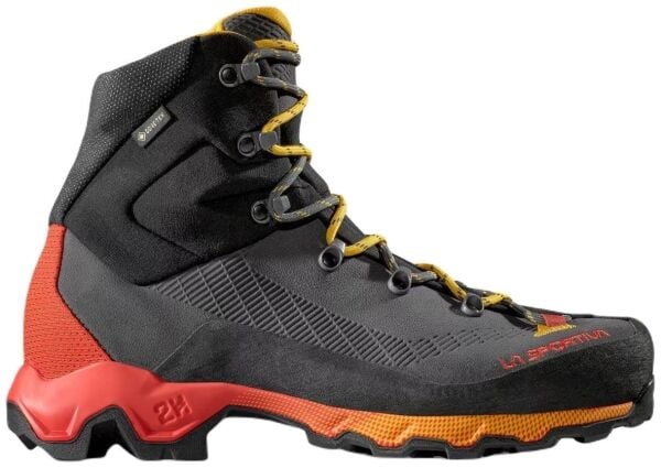 La Sportiva Aequilibrium Trek Gore-Tex Carbon/Yellow Outdoor Bot
