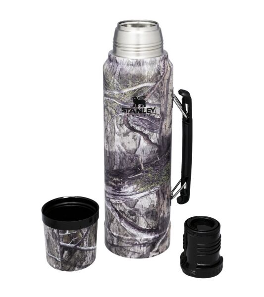 Stanley The Legendary Classic Bottle 1.0 Litre Country DNA Mossy Oak
