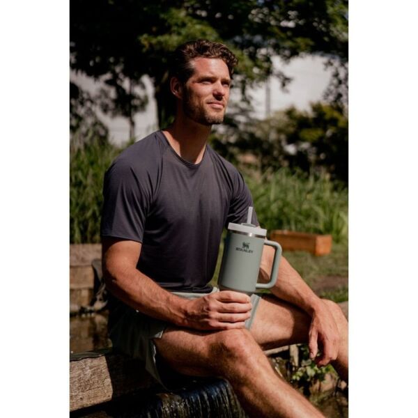 Stanley Quencher Pi̇petli̇ Termos 1.18 Li̇tre Yeşi̇l Renk